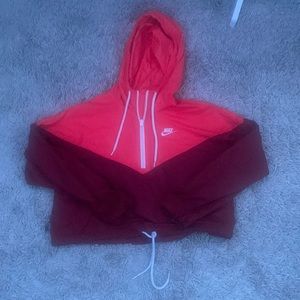 Cropped nike wind breaker/MAKE OFFERS!!!!